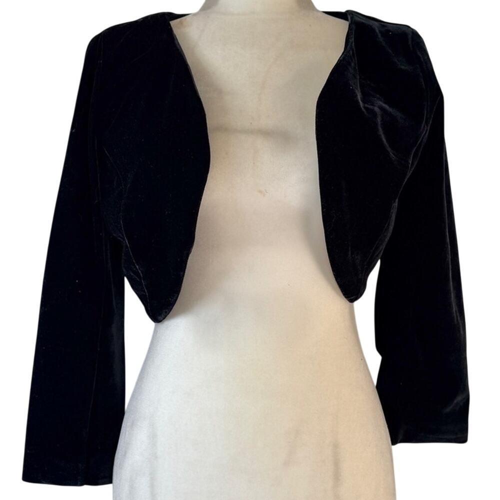 Limited Edition Black Velvet Lined Formal Cropped Long Sleeve Shrug size M